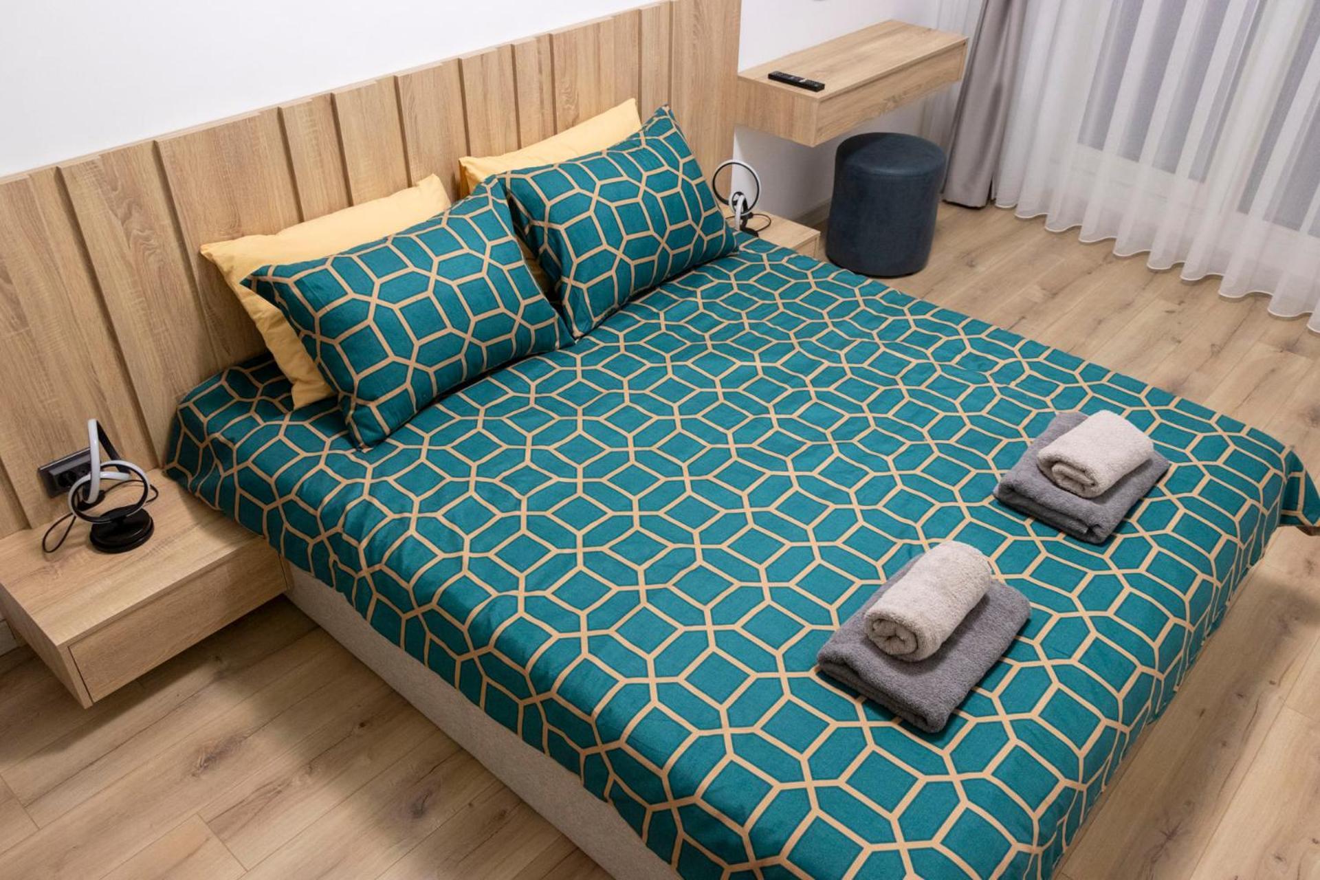 סקופיה Luxury Condo On 18Th Floor With Pool, Fitness, Parking Included. מראה חיצוני תמונה