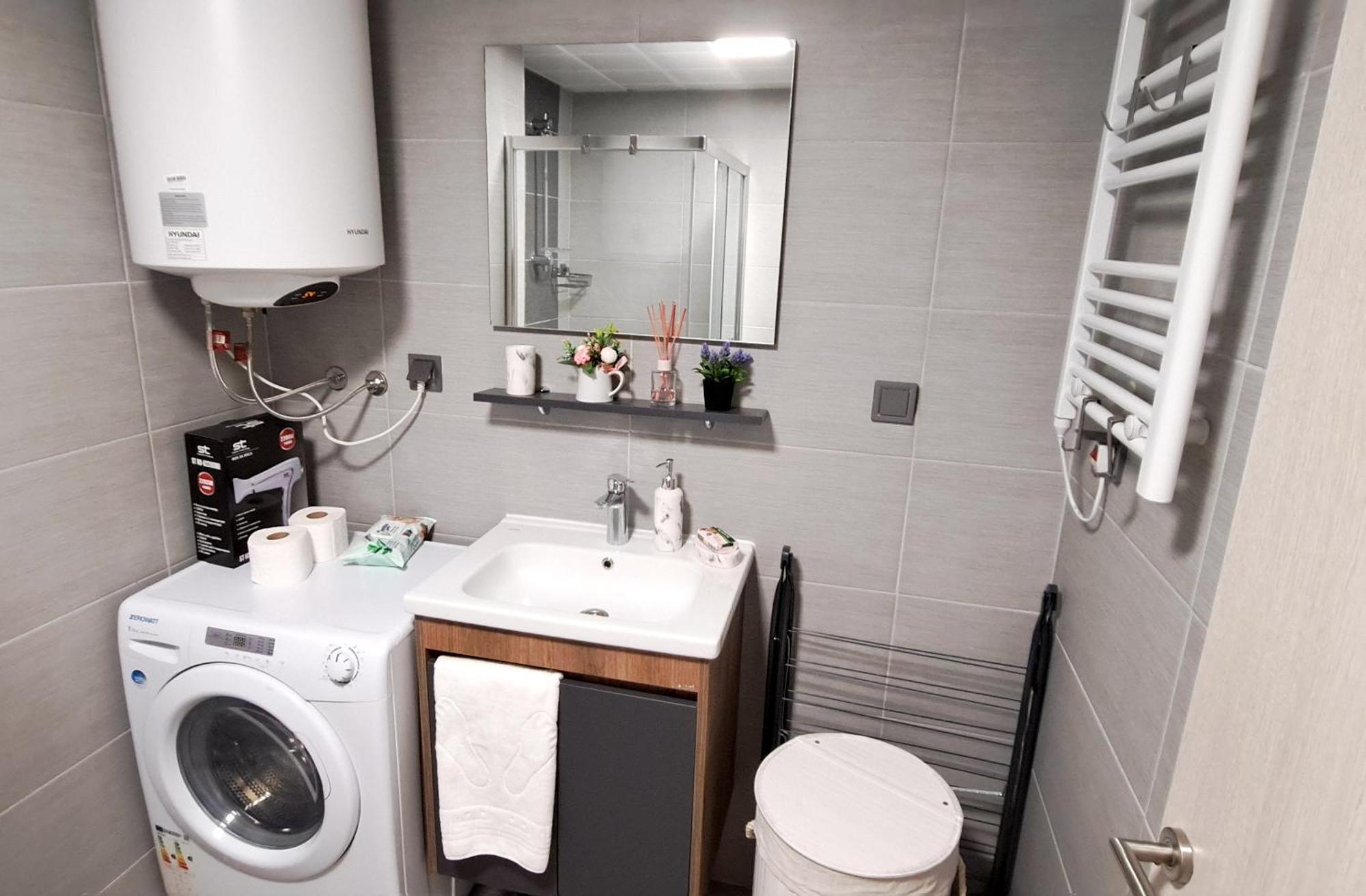 סקופיה Luxury Condo On 18Th Floor With Pool, Fitness, Parking Included. מראה חיצוני תמונה