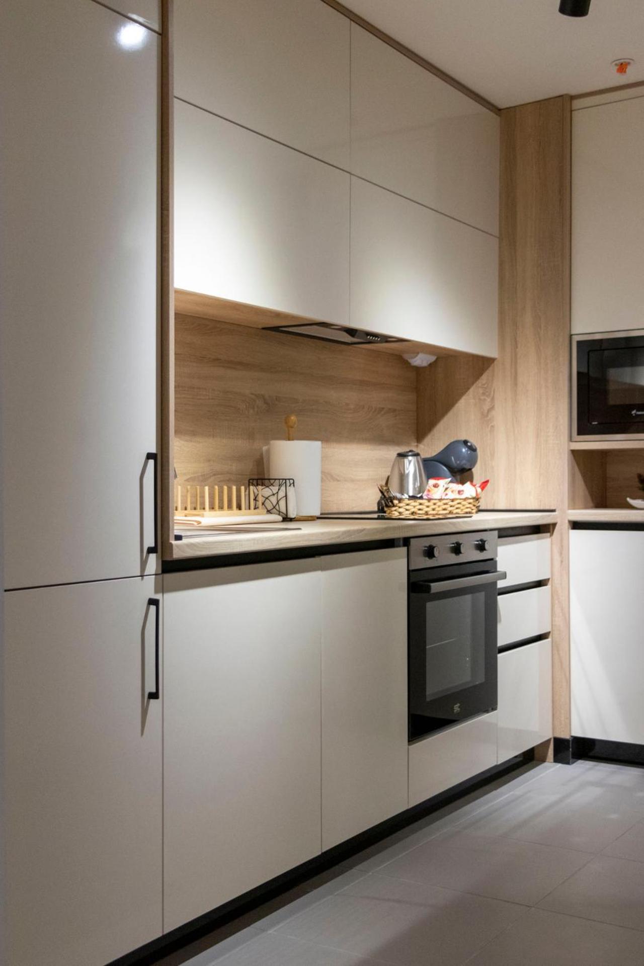 סקופיה Luxury Condo On 18Th Floor With Pool, Fitness, Parking Included. מראה חיצוני תמונה
