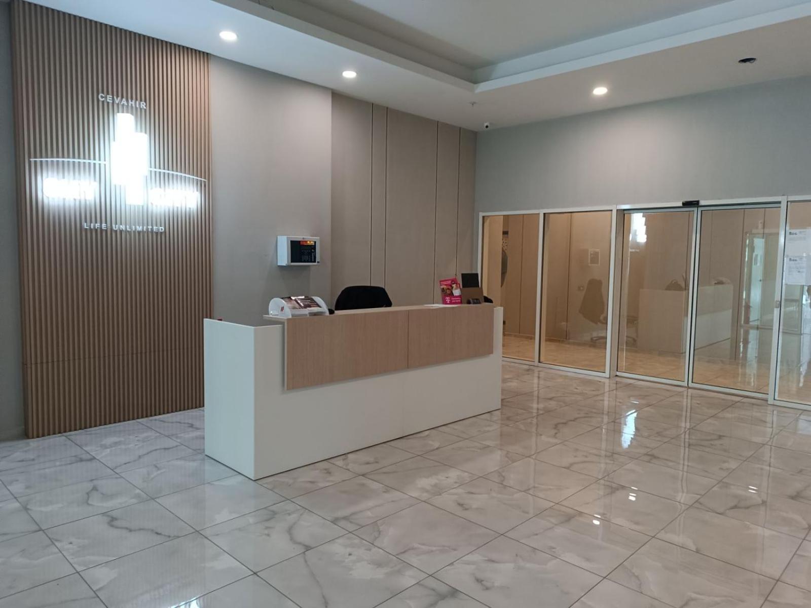 סקופיה Luxury Condo On 18Th Floor With Pool, Fitness, Parking Included. מראה חיצוני תמונה