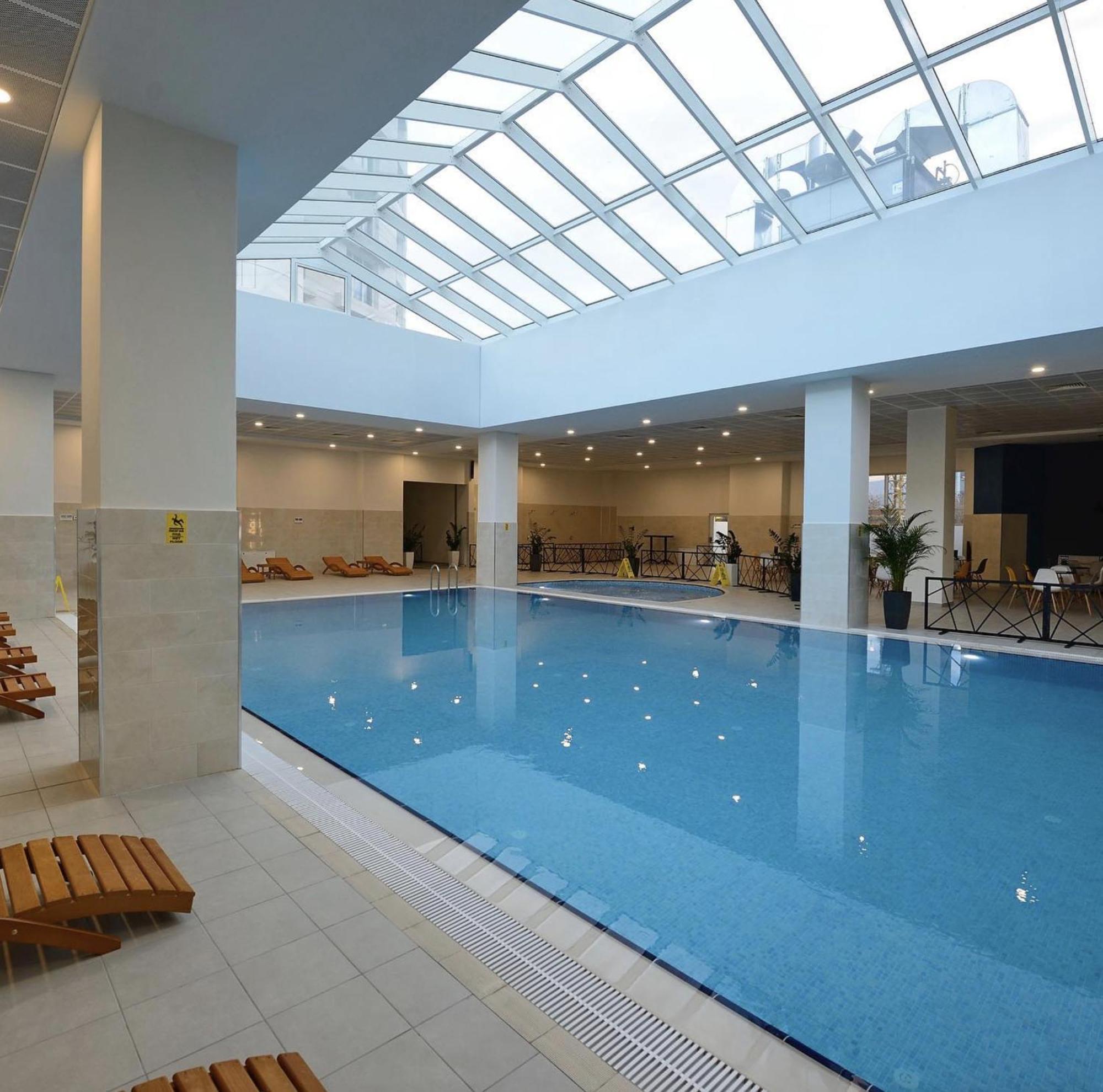 סקופיה Luxury Condo On 18Th Floor With Pool, Fitness, Parking Included. מראה חיצוני תמונה