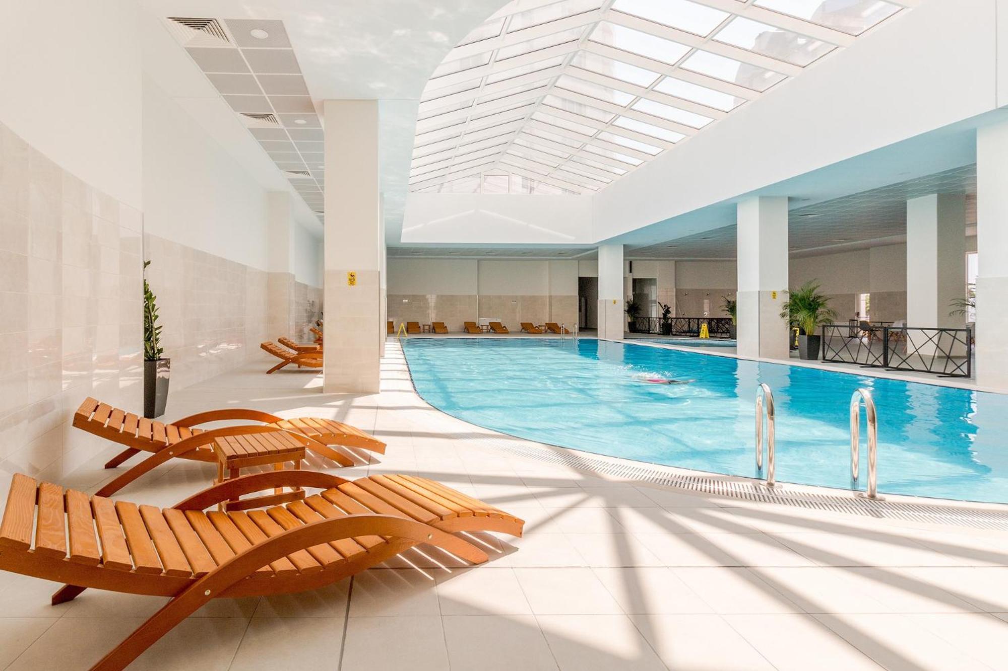 סקופיה Luxury Condo On 18Th Floor With Pool, Fitness, Parking Included. מראה חיצוני תמונה